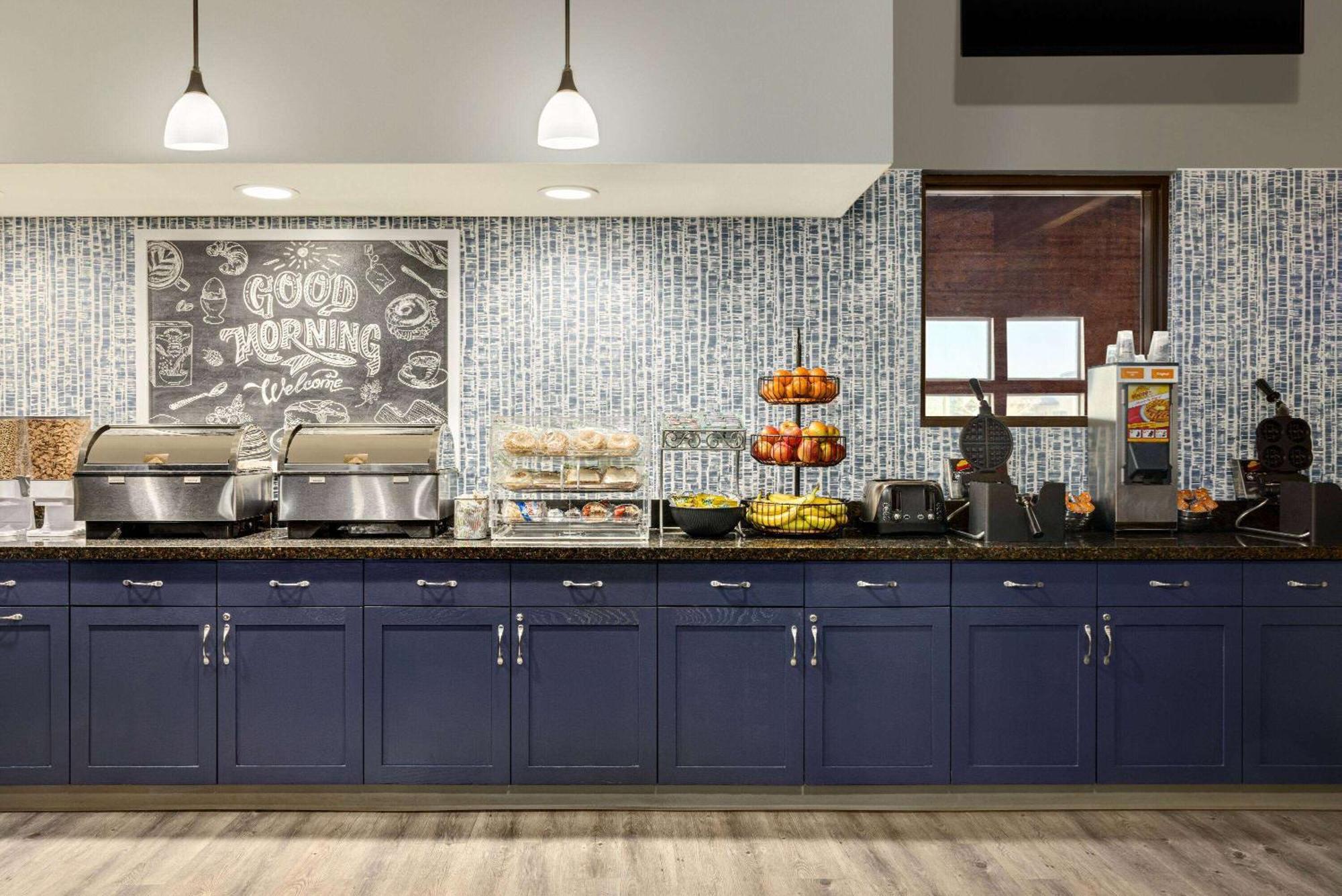 Americinn By Wyndham Lincoln South Экстерьер фото