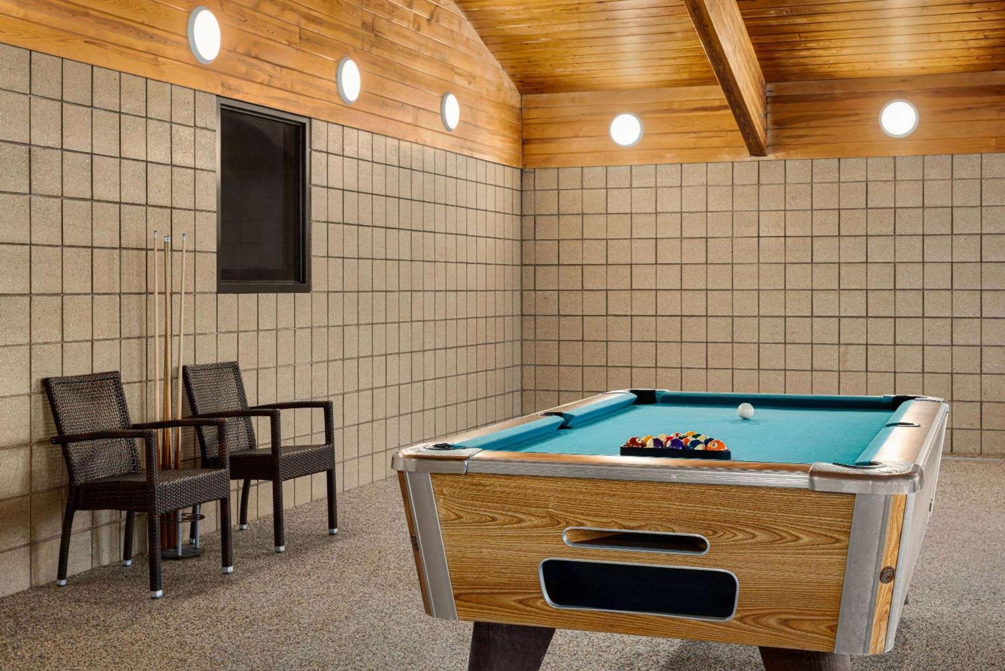 Americinn By Wyndham Lincoln South Экстерьер фото