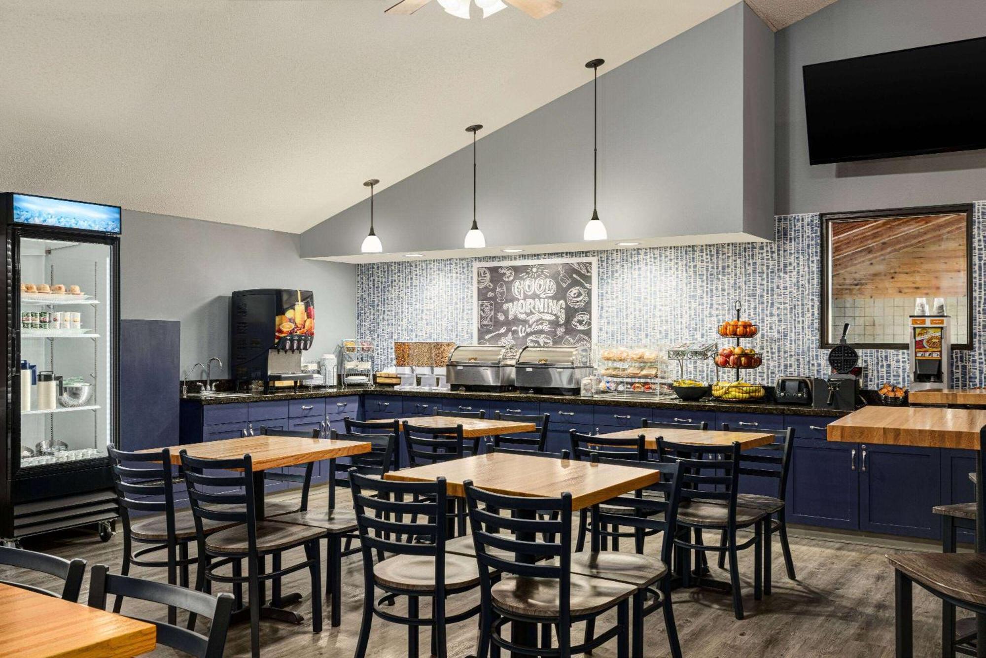 Americinn By Wyndham Lincoln South Экстерьер фото